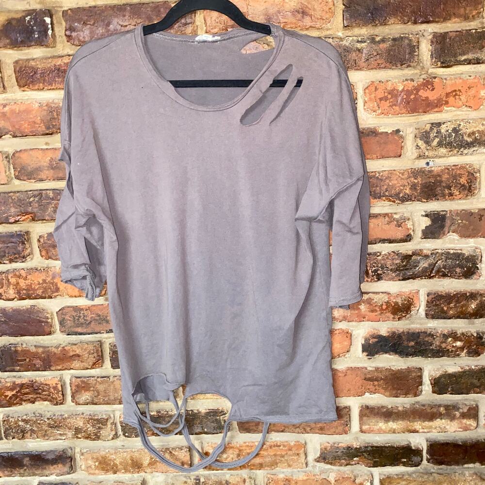 POL Brown Distressed Ripped Cotton Short Sleeve T-Shirt Women's Size Small